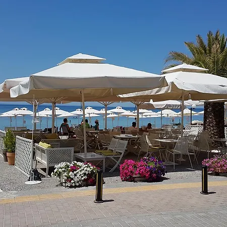 Bouganvillia Plage * Nikiti (Sithonia)
