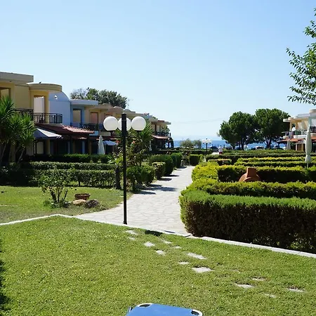 Bouganvillia Plage *